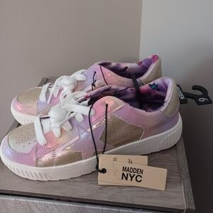 NEW Madden NYC Pink/purple Court Shoes Sneakers Sz Youth 6